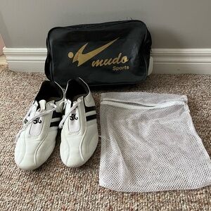 Wushu Shoes Ladies Size 9